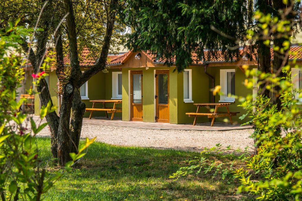 Penzion V Parku Cejkovice  Exterior foto